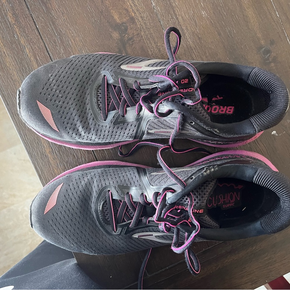 Brooks adrenaline size 10 - Picture 4 of 4